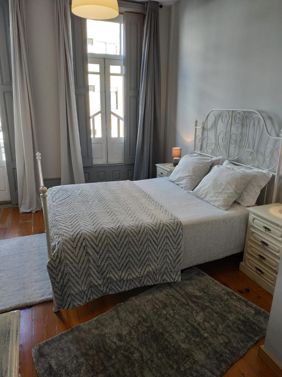 Gabriel Guesthouse Порто Екстериор снимка